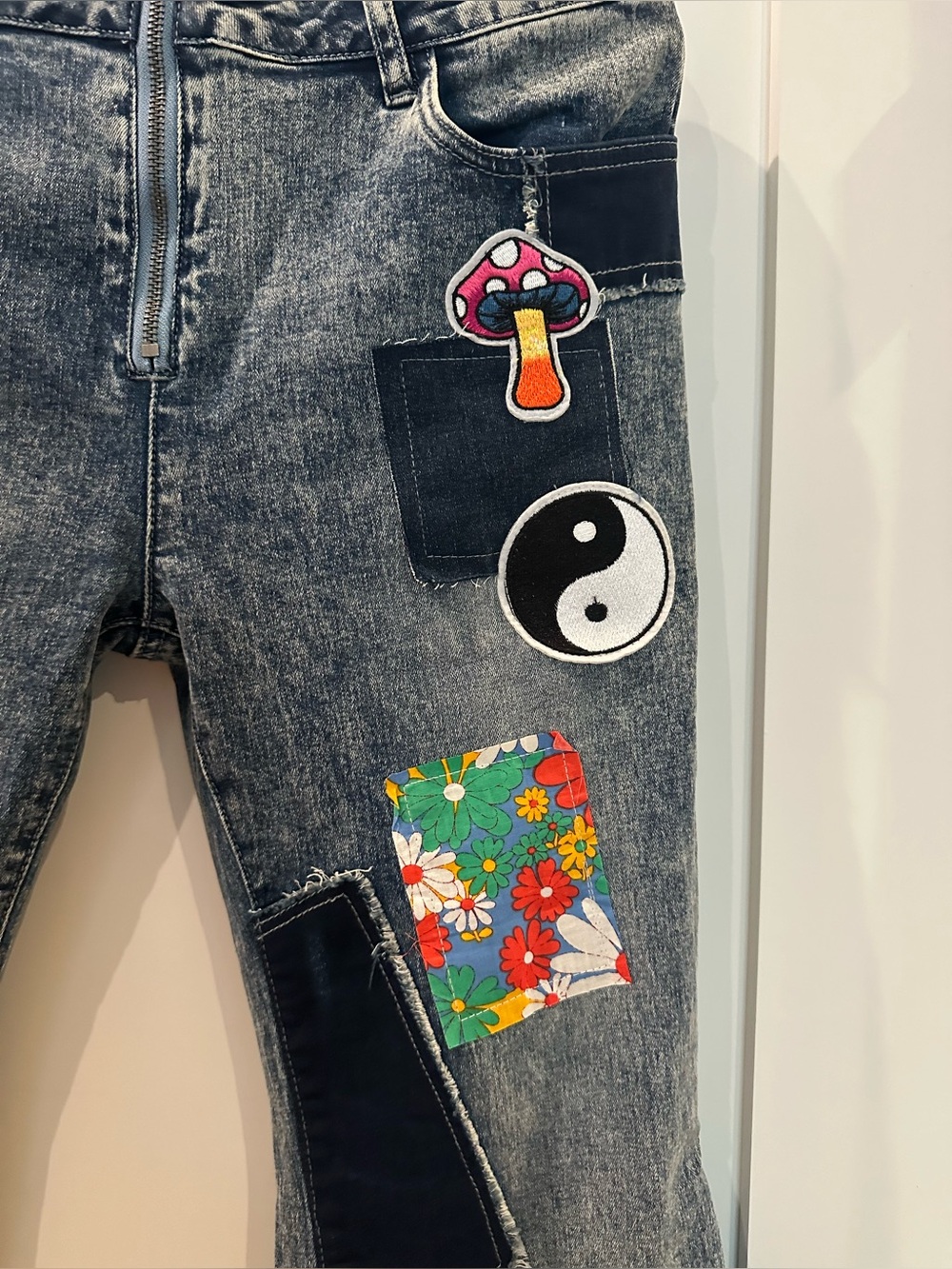 Dolls Kill Black-Grey Patchwork Flare Jeans with Colorful Appliqués NWT size XL - Picture 2 of 12